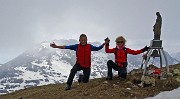 05 In vetta alla Cima di Piazzo (1057 m)